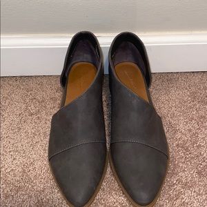 ❄️Universal Thread Size 6 Flats❄️